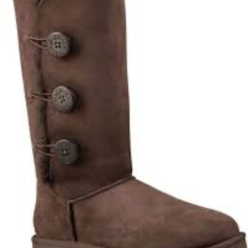 UGG Women's Brown Bailey Button Triplet Sheepskin‎ Mid-Calf Winter Boot Size 6